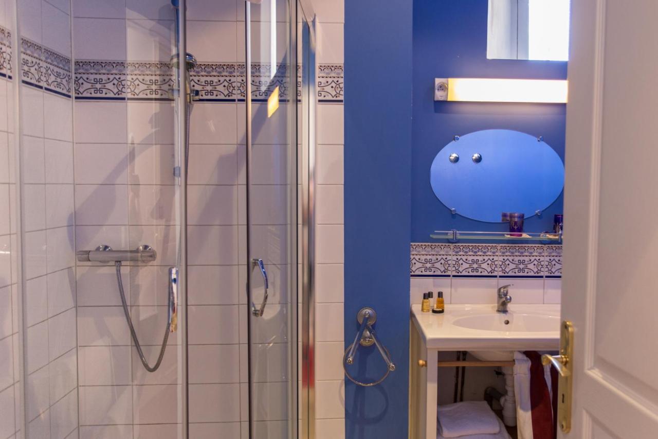 Maison D'Hotes Chambre En Ville Bordeaux Rom bilde